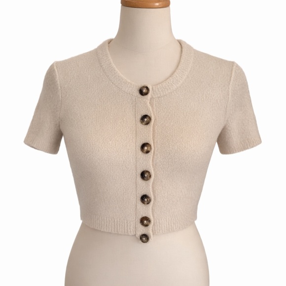 Aritzia Cream Short Sleeve Cardigan - Picture 2 of 14